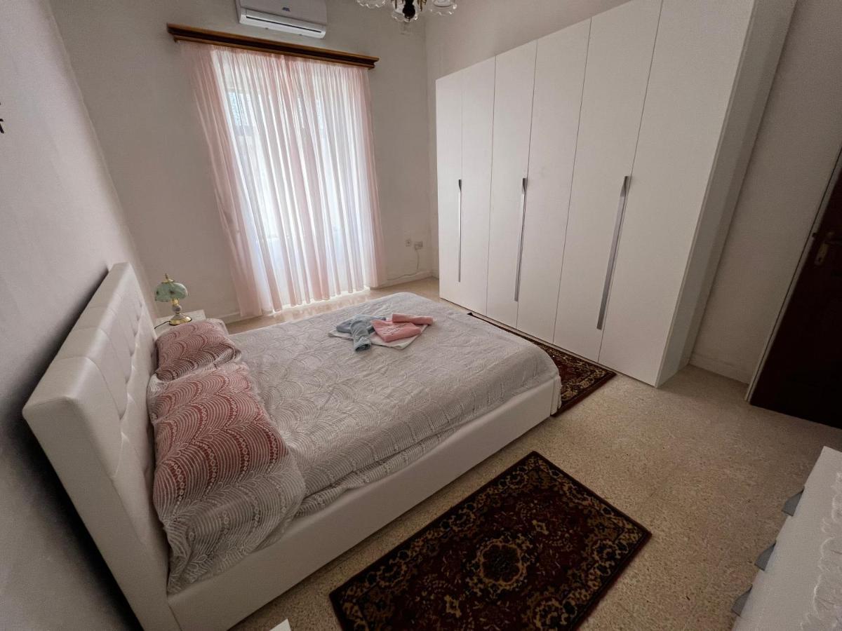 Superb 3 Bedroom Apartment In La Valeta Exterior foto